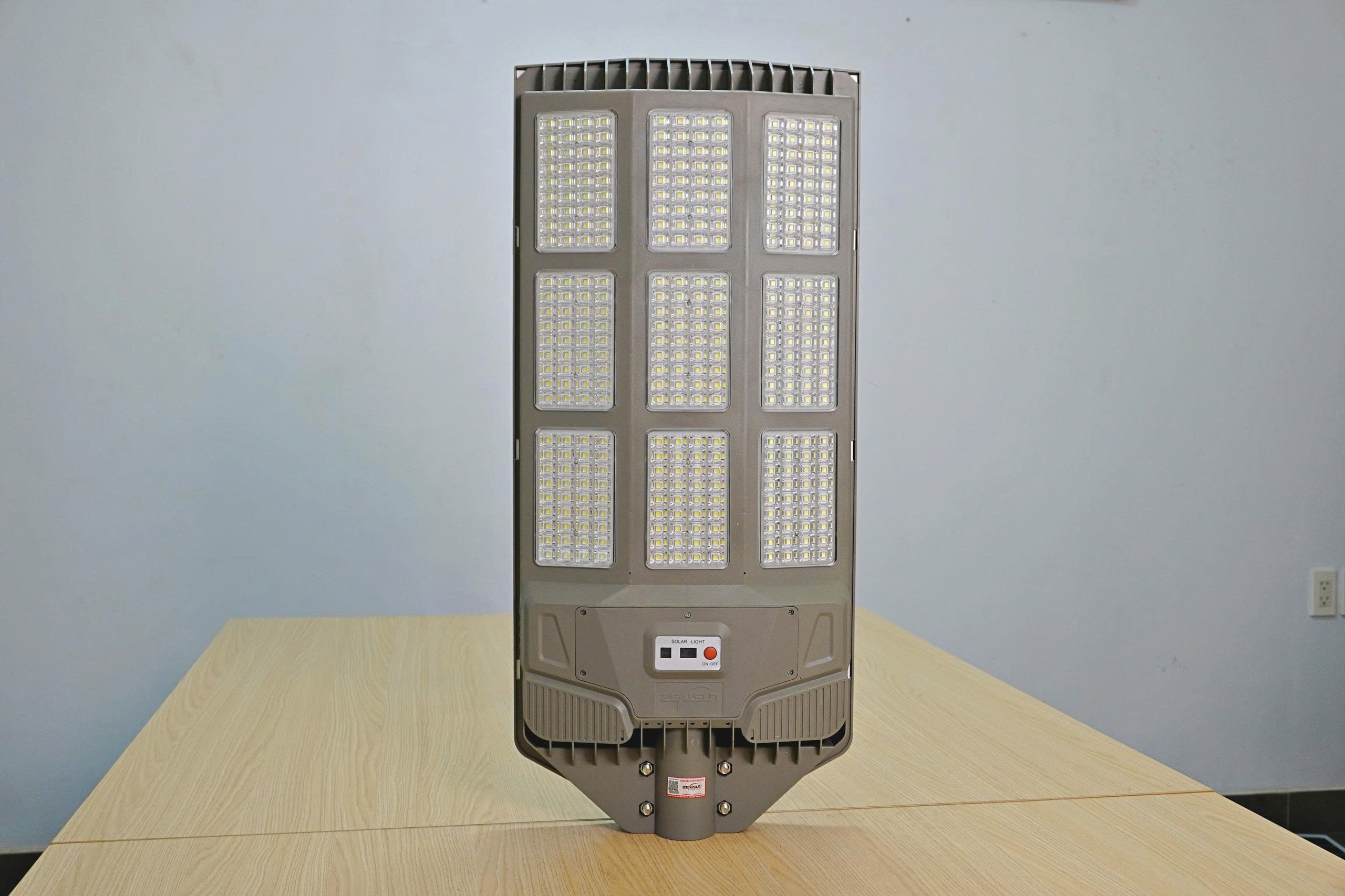 BỘ ĐÈN NLMT LIỀN THỂ 400W - Hình ảnh 4